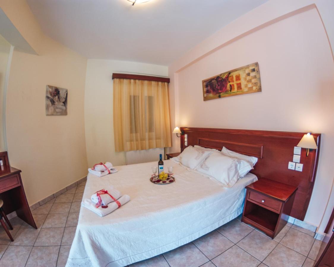 Venardos Hotel Agia Pelagia  Exteriér fotografie