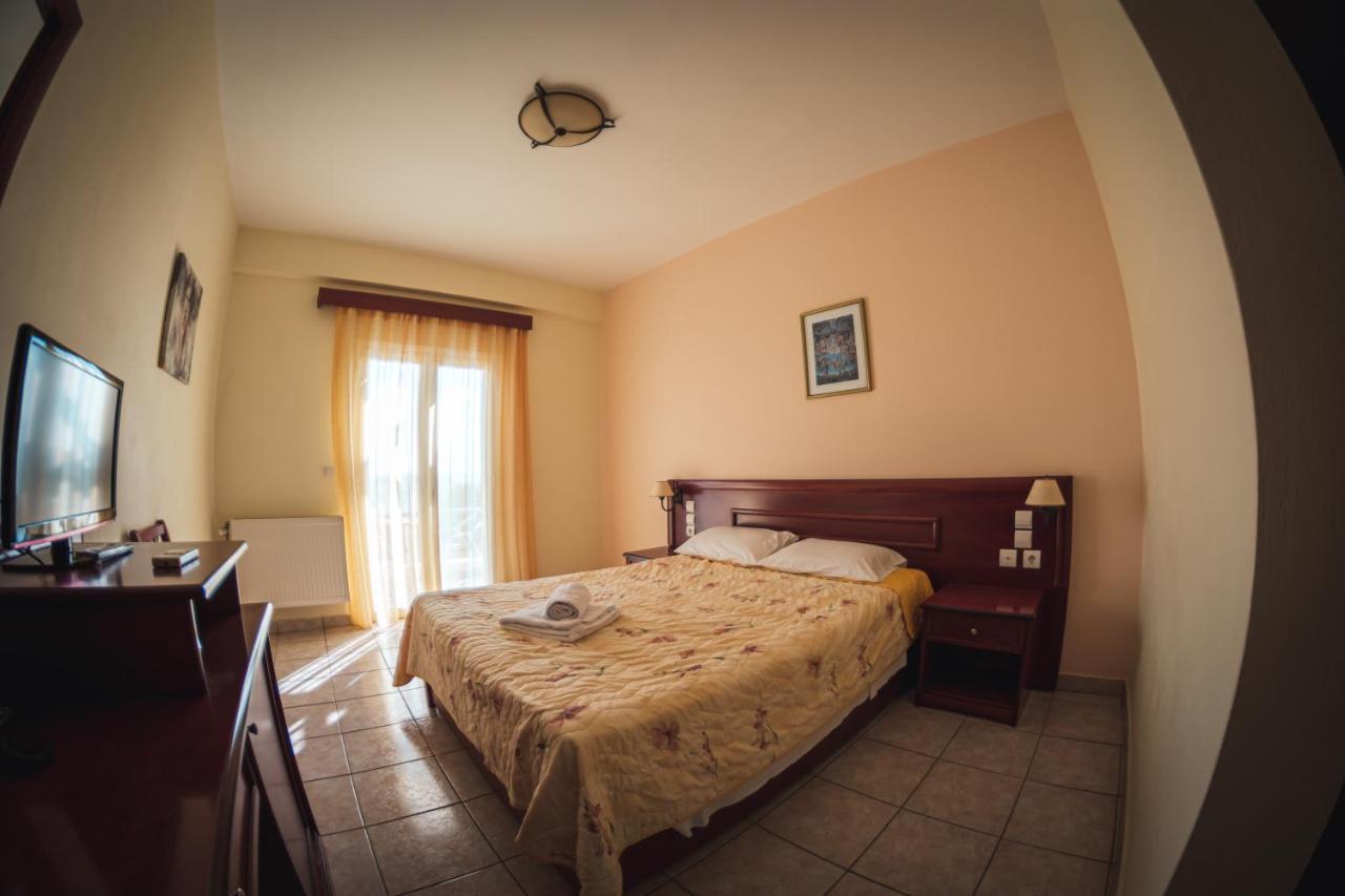 Venardos Hotel Agia Pelagia  Exteriér fotografie