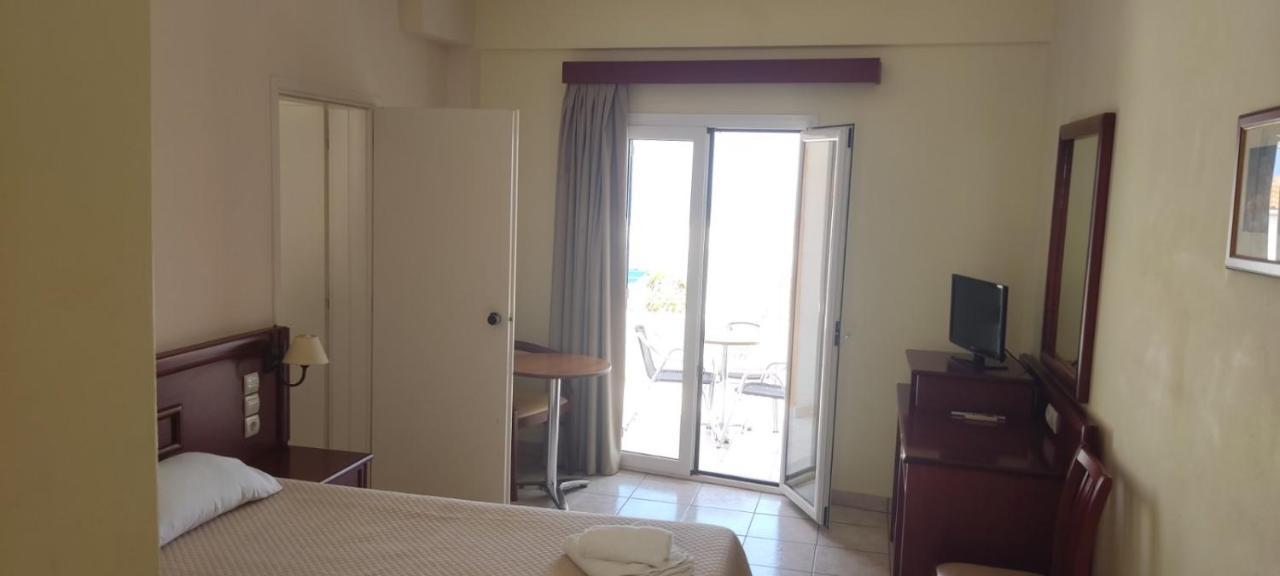 Venardos Hotel Agia Pelagia  Exteriér fotografie